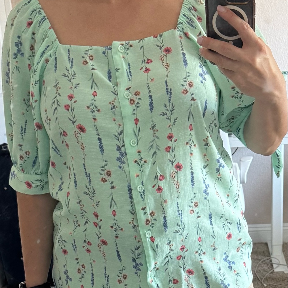 Floral Mint Green Button-Up Top